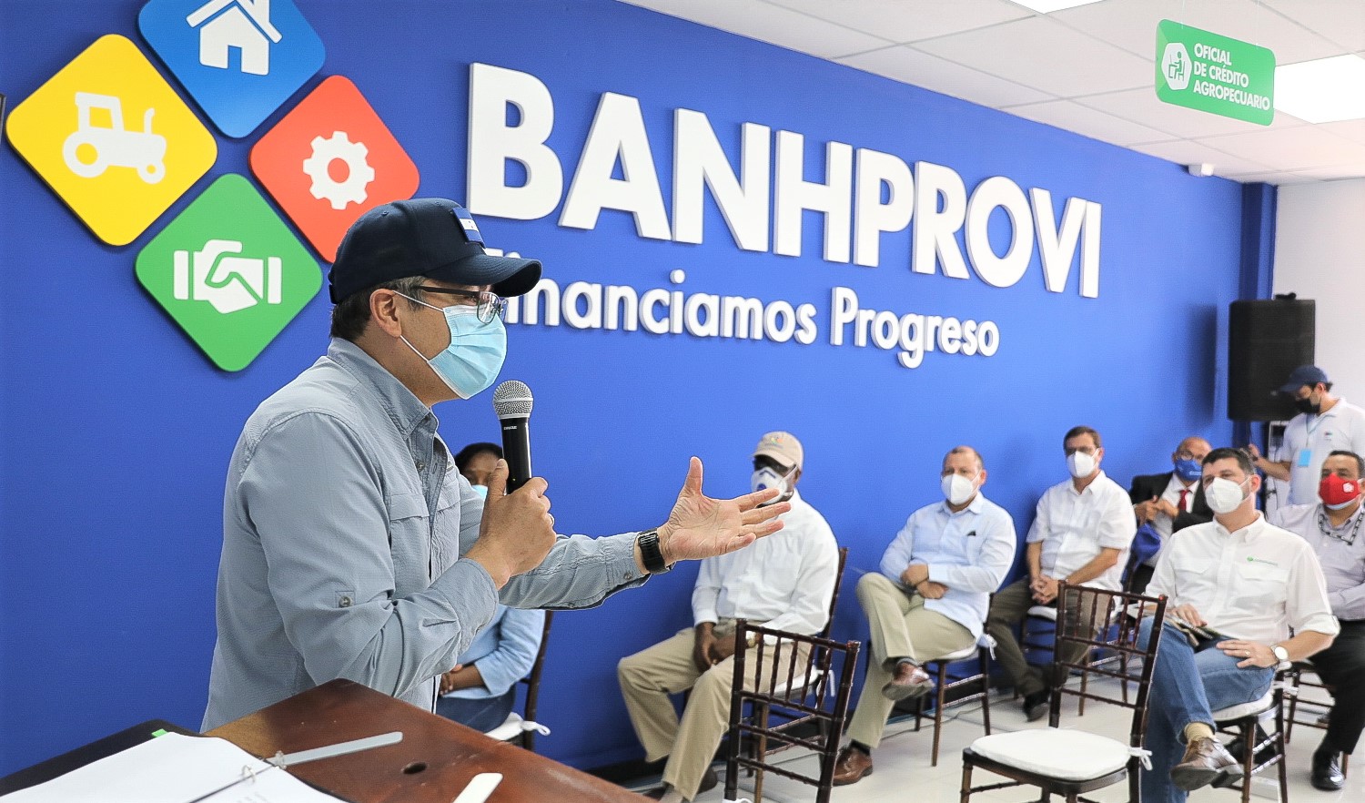 Presidente Hernández inaugura agencia de Banhprovi en La Ceiba STN