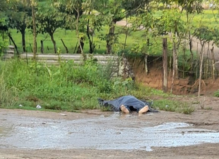 En Omoa Cort S Asesinan A Tres Hombres Stn Honduras