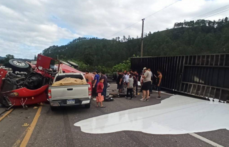 Accidente De Tr Nsito Deja Un Herido Y Da Os Materiales En La Carretera