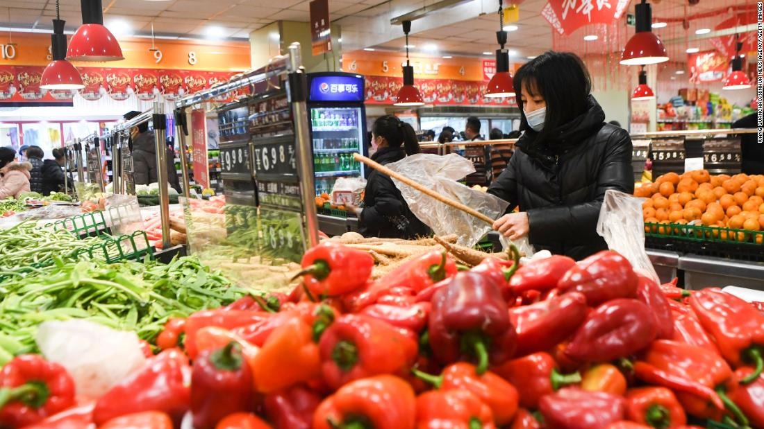 Inflación en China: Aumentan los precios en los alimentos debido al coronavirus