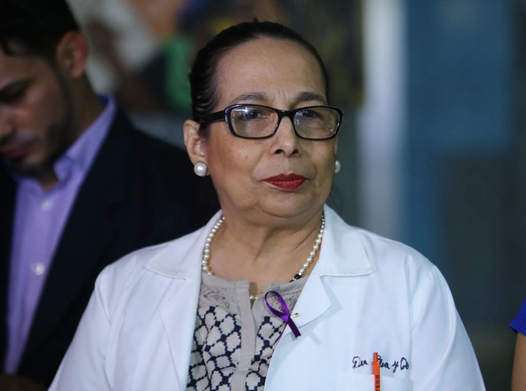 Exministra de Salud Elsa Palou: «Mayoría de casos de coronavirus son leves»