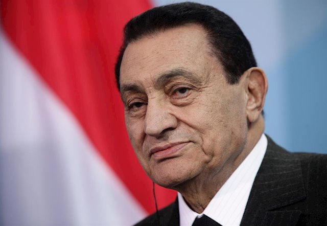 Muere el ex presidente egipcio Hosni Mubarak