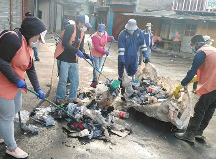 Sedis, AMDC y Salud unen esfuerzos para limpieza y desinfección en mercados