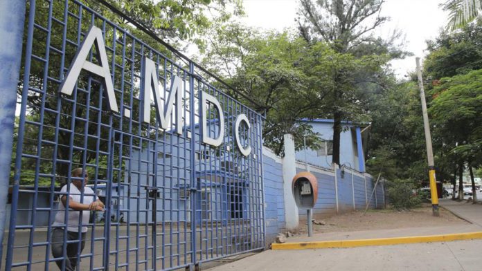 Dictan auto de formal procesamiento contra tres ex-empleados de la AMDC