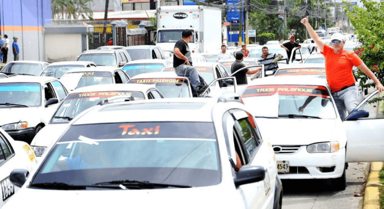 Divisiones internas en sector taxis… unos a paro, otros no