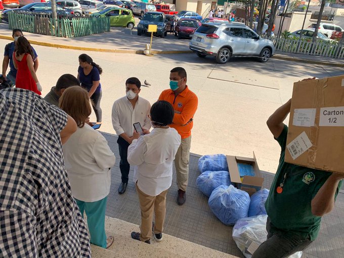 COPECO entrega 200 kits sanitarios al Hospital Escuela para combatir el COVID-19