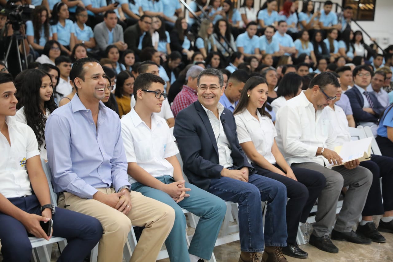 Presidente Hernández lanza programa Honduras para la Juventud
