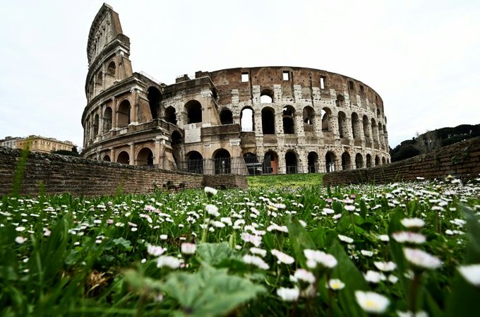 Más de 10.000 muertos por coronavirus en Italia