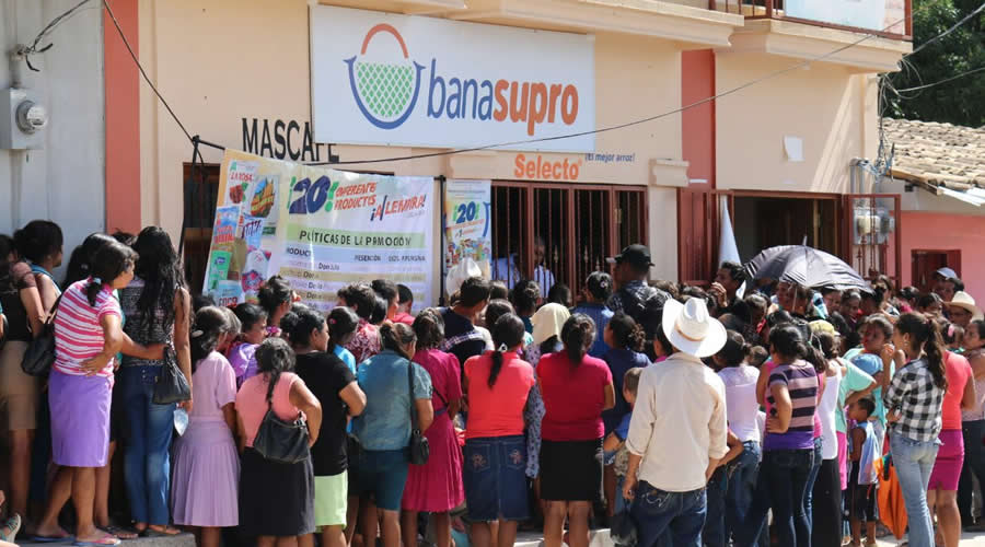 Banasupro garantiza productos para atender demanda de la población 