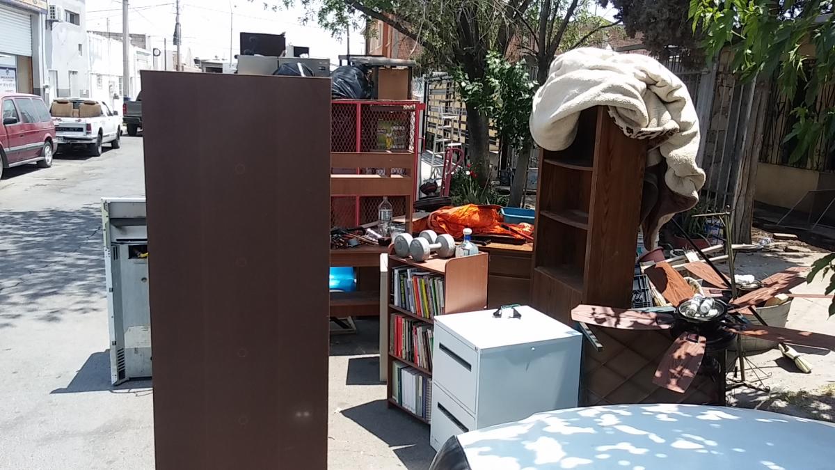 Desalojan a madre y a sus 3 hijos, por no pagar la renta tras quedarse sin  trabajo por el covid-19