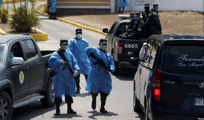 Dos militares que han dado positivo de coronavirus se encuentran estables