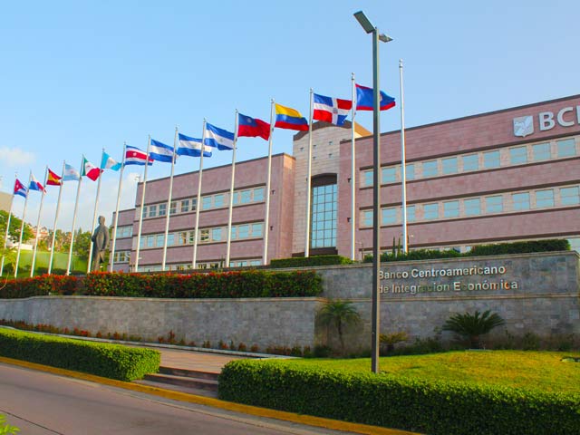 BCIE inyectará capital a fondos de garantías en Honduras BCIE inyectará capital a fondos de garantías en Honduras