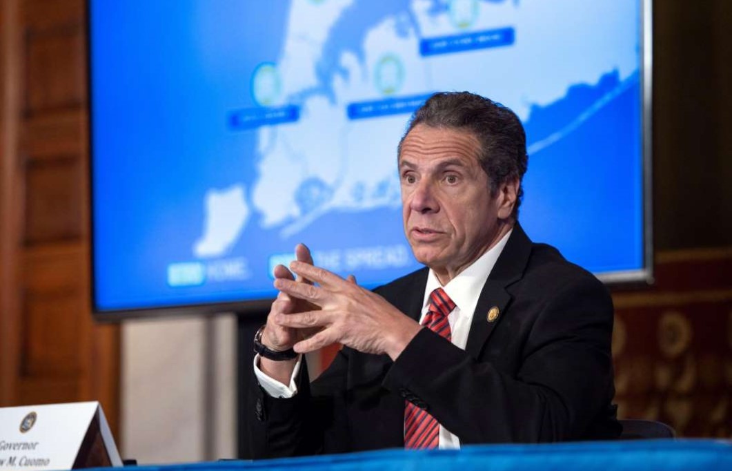 Ejército de EE.UU. rendirá tributo a los trabajadores esenciales con vuelos de exhibición Ejército de EE.UU. rendirá tributo a los trabajadores esenciales con vuelos de exhibición