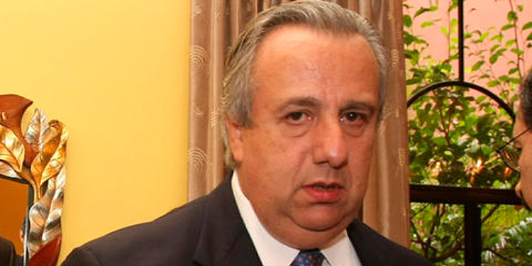 Ex presidente del BCIE:  Seguir confinamiento, más importante que reactivar economía