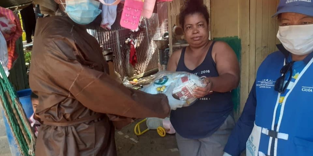 Honduras Solidaria entrega alimentos en Tegucigalpa, Choluteca, Villanueva y La Ceiba