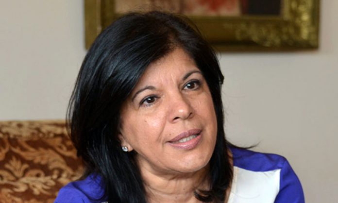 Juliette Handal: La industria farmacéutica cuenta con materia prima para producir sanitizantes Juliette Handal: La industria farmacéutica cuenta con materia prima para producir sanitizantes