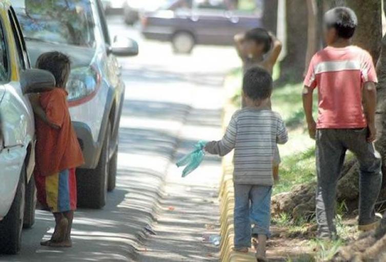 Interponen recurso de amparo para proteger a 15 mil niños que viven en la calle Interponen recurso de amparo para proteger a 15 mil niños que viven en la calle