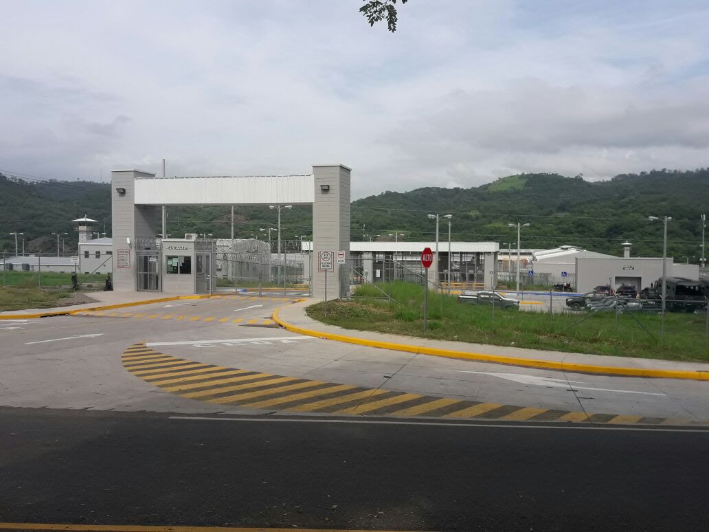 No entran ni salen llamadas de las cárceles de máxima seguridad, dice CONATEL