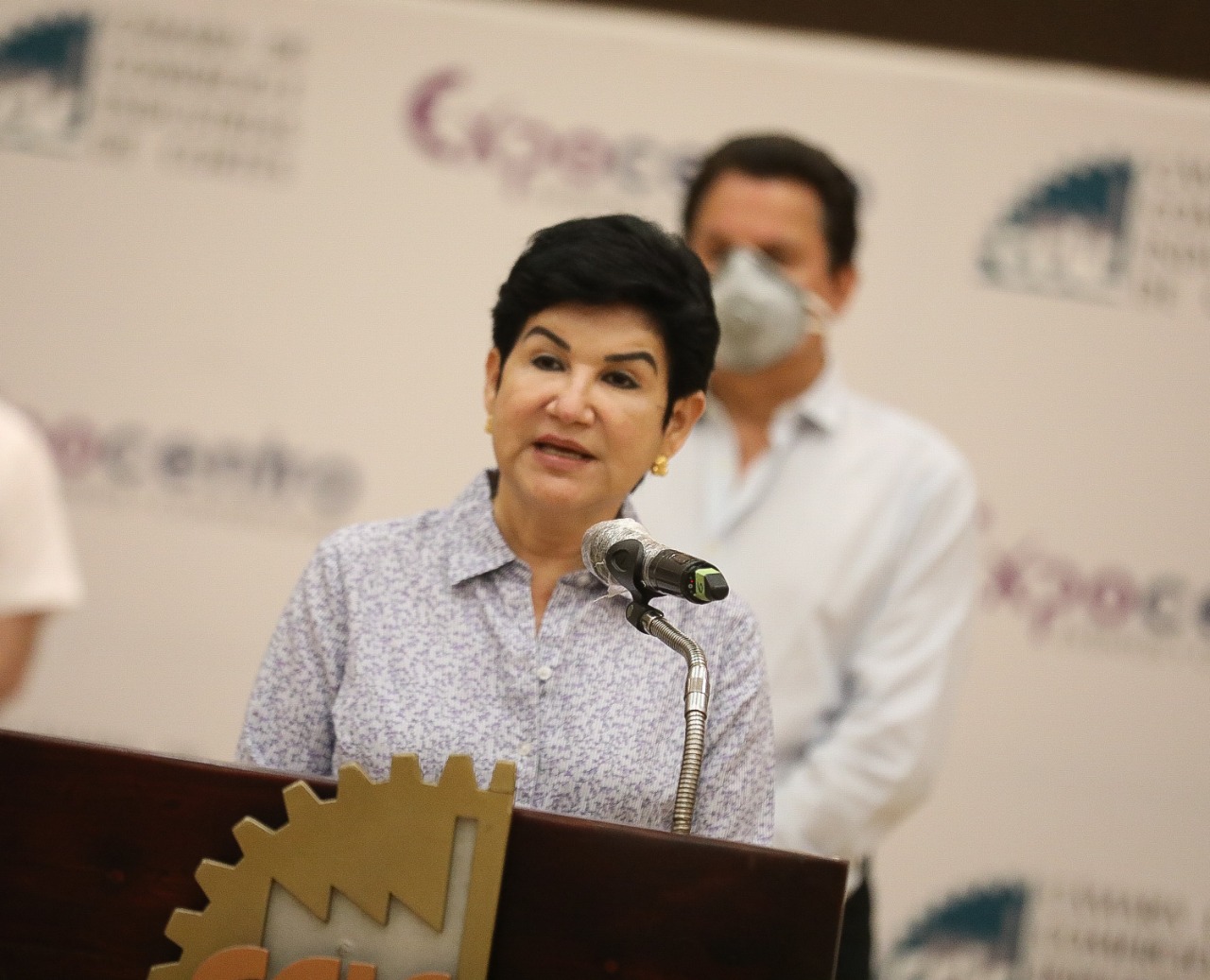 Designada presidencial: «Honduras Solidaria entrega a diario entre 15.000 y 20.000 raciones de alimentos en la zona norte» Designada presidencial: «Honduras Solidaria entrega a diario entre 15.000 y 20.000 raciones de alimentos en la zona norte»