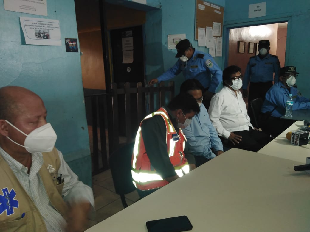 Gobernadore de Choluteca: «Vamos hacer que el comercio use las medidas de bioseguridad para reactivarlo» Gobernadore de Choluteca: «Vamos hacer que el comercio use las medidas de bioseguridad para reactivarlo»