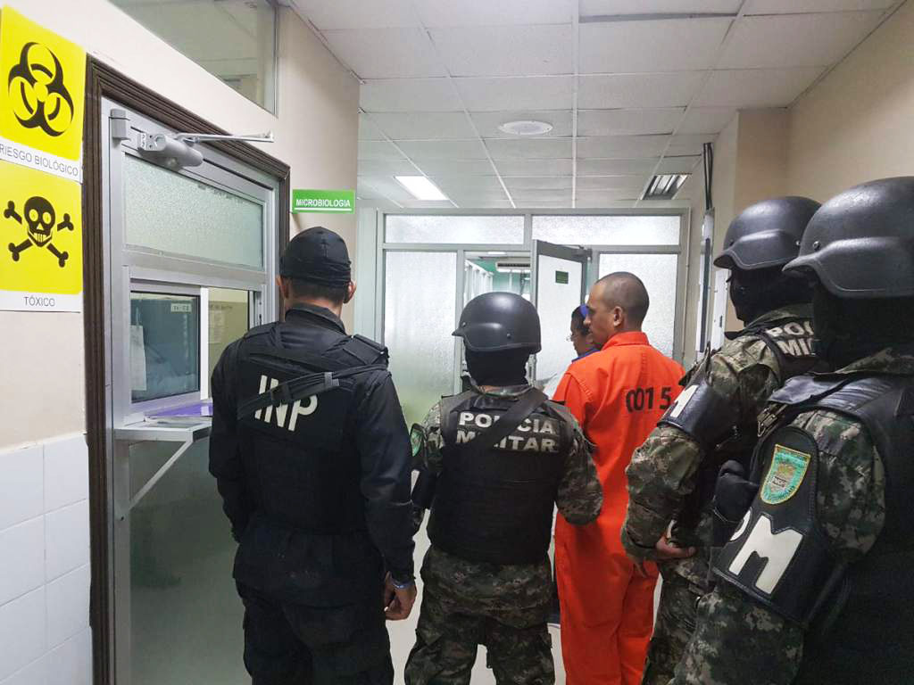 Familiares de los privados de libertad piden investigar muerte de contagiado por Covid-19 Familiares de los privados de libertad piden investigar muerte de contagiado por Covid-19