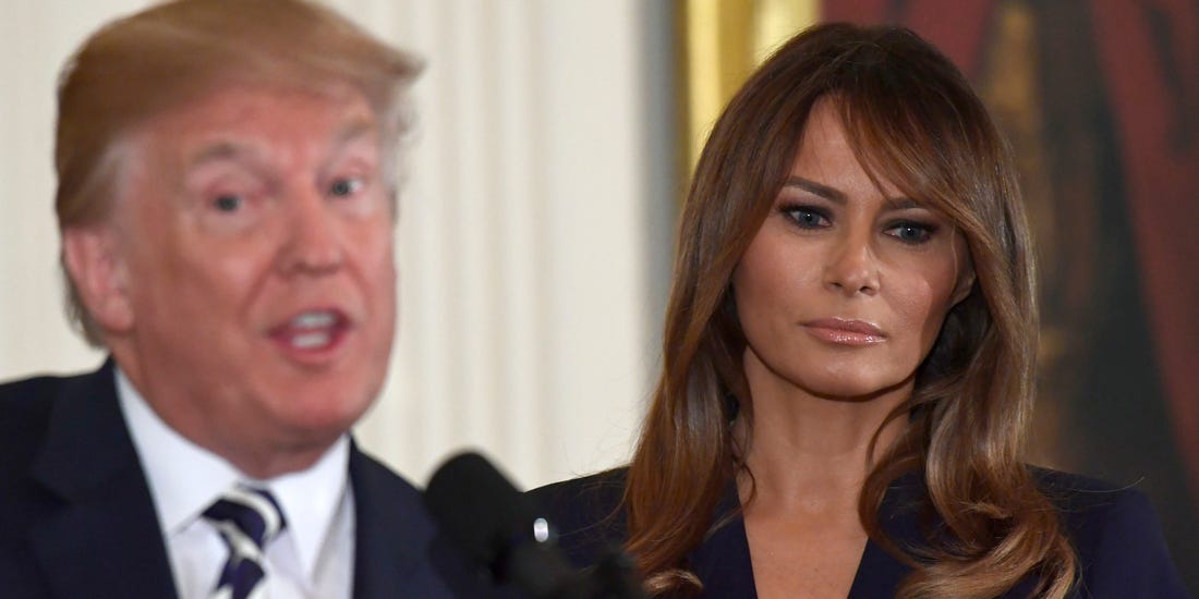 Melania Trump pide «protestas pacíficas» en Minneapolis, mientras el presidente amenaza con reprimirlas con «disparos».