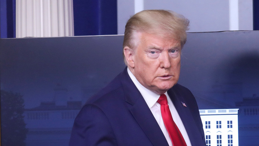 Trump ordena a los gobernadores reabrir los lugares de culto Trump ordena a los gobernadores reabrir los lugares de culto