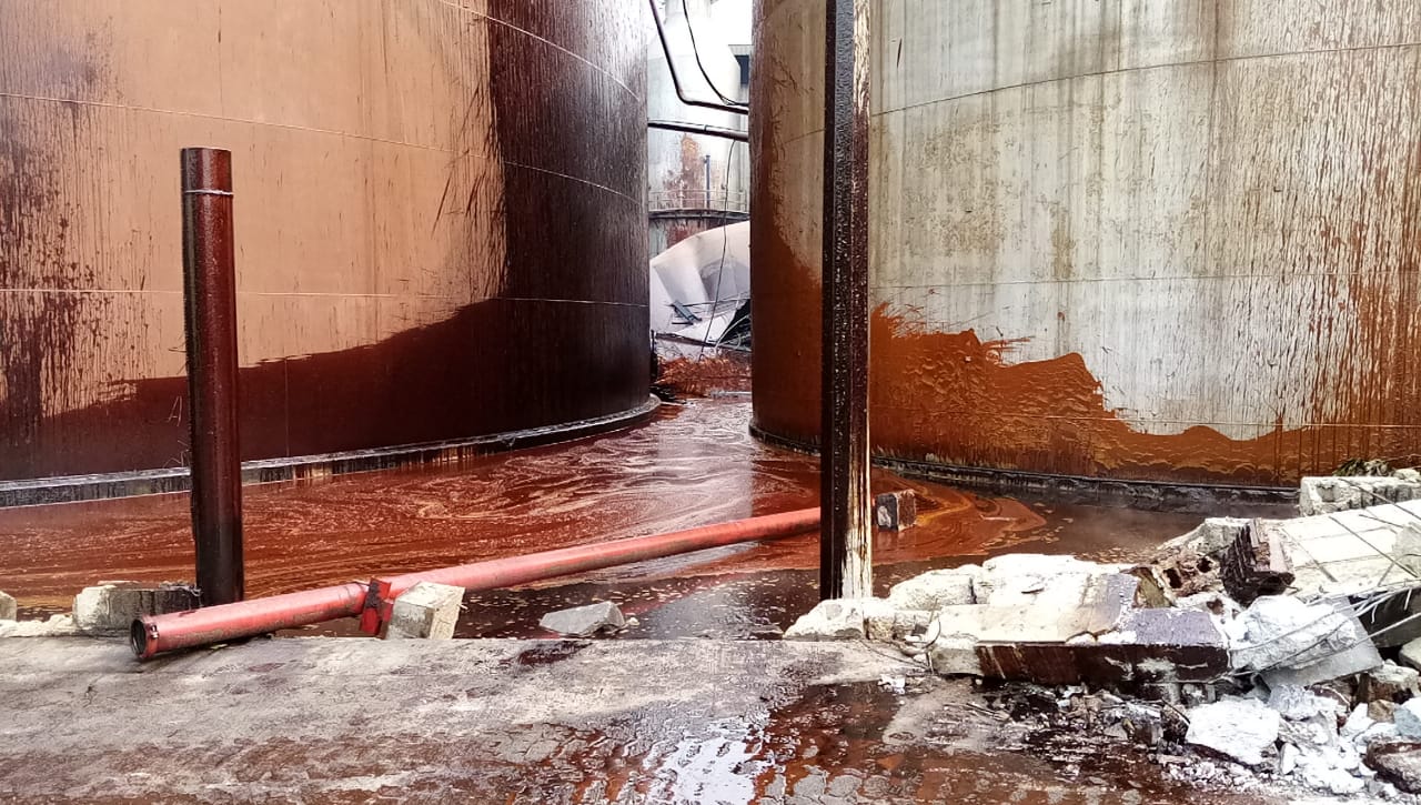 ¡Una persona herida y cuantiosos daños materiales! Deja fuerte explosión en azucarera en Villanueva, Cortés.