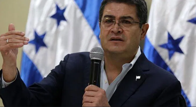 “Déjennos trabajar, no estamos para temas políticos”,pide el presidente Hernández