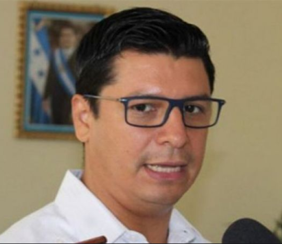 Informa viceministro: «Reorganizan servicios de salud para dar mayor respuesta hospitalaria a pacientes de COVID-19» Informa viceministro: «Reorganizan servicios de salud para dar mayor respuesta hospitalaria a pacientes de COVID-19»