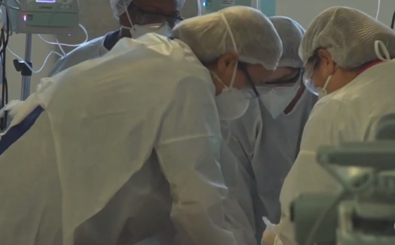 Brasil se enfrenta a una semana oscura mientras aumentan los casos de covid-19