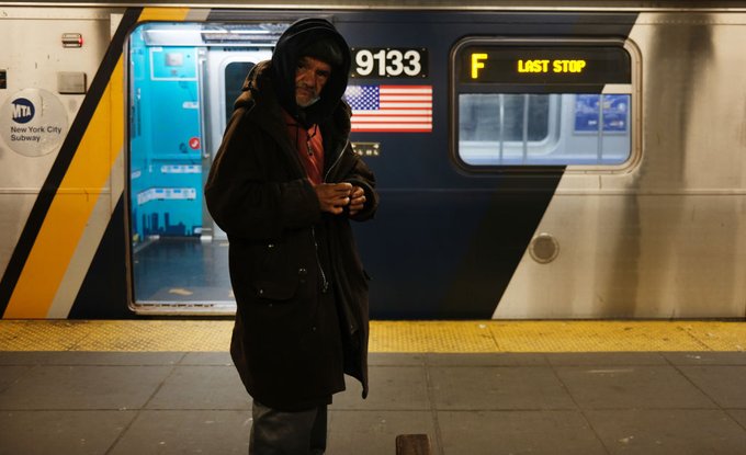 Experta en pandemias dice que el coronavirus podría durar en Estados Unidos unos 3 años