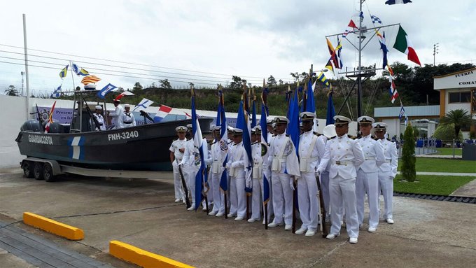Cierran Base Naval de Puerto Cortés debido a la detección de 30 casos de coronavirus.