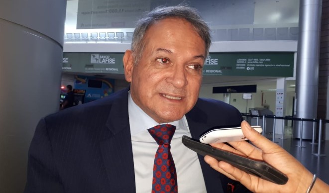 Economista: «Si cuarentena se amplía se perderán más puestos de trabajo»