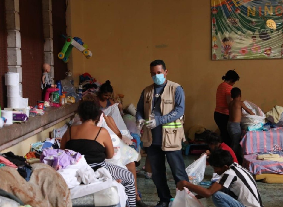 Gobierno central y municipal garantizan la protección de personas en calle Gobierno central y municipal garantizan la protección de personas en calle