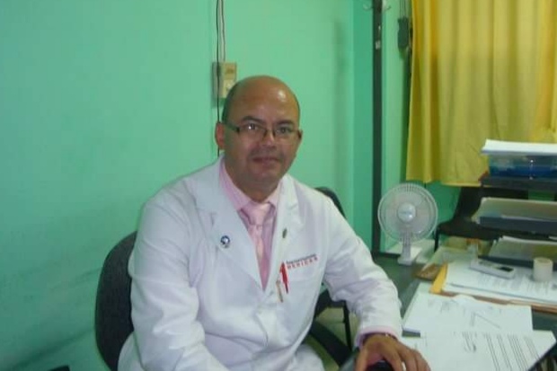 Microbiólogo:  La mora de los resultados de las pruebas de covid-19 se debe a la falta de reactivos