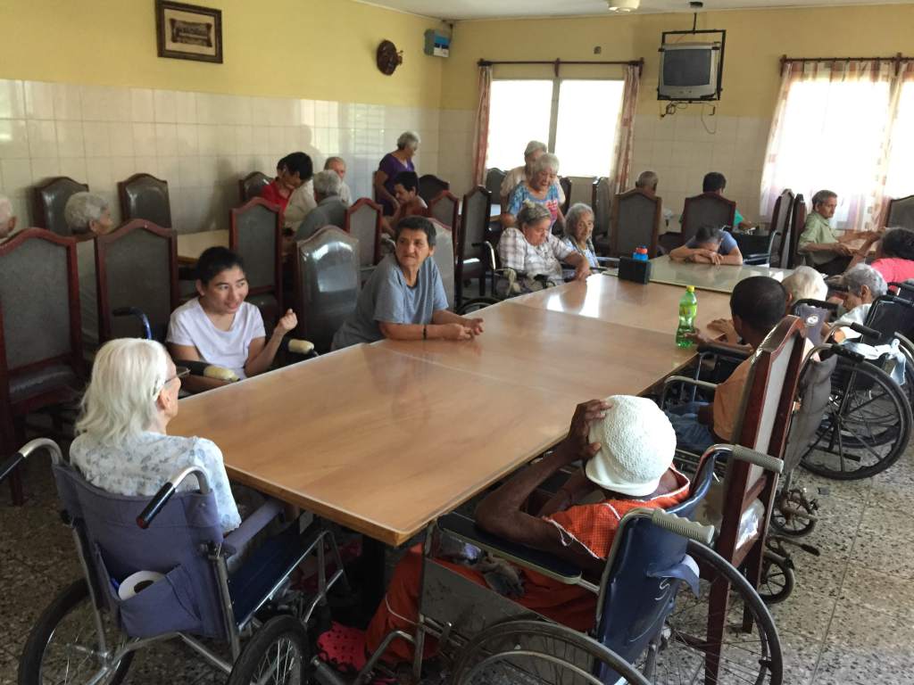 ¡Alarmante! 16 ancianos y 7 empleados  de  un asilo  dan positivos por coronavirus en  SPS