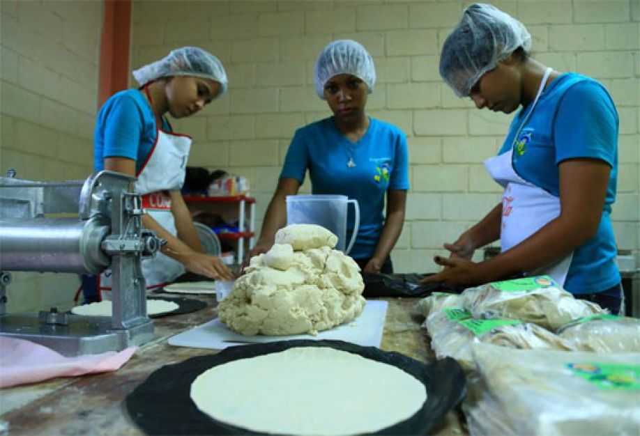 Mipymes contarán con un Fondo de Garantía de 62.000 millones de lempiras para reactivación Mipymes contarán con un Fondo de Garantía de 62.000 millones de lempiras para reactivación