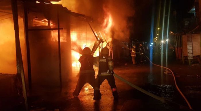 En SPS: Pavoroso incendio consume 11 puestos de venta