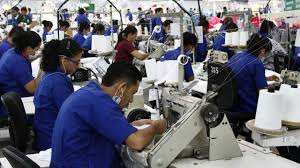 7,400 trabajadores del sector privado se han acogido al plan de Aporte Solidario 7,400 trabajadores del sector privado se han acogido al plan de Aporte Solidario