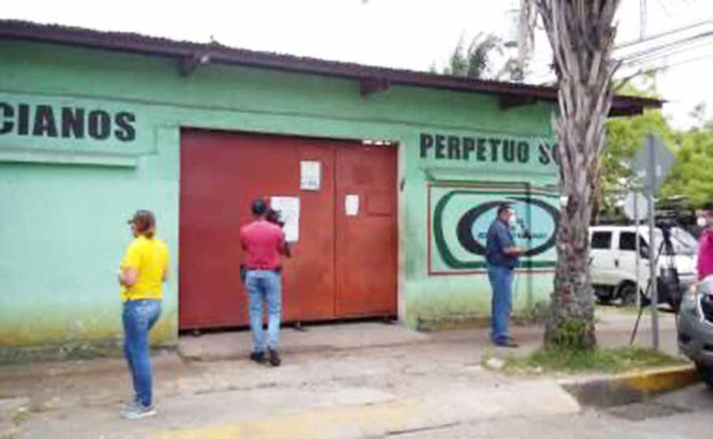 Suman a 4 las victimas mortales por Covid-19 en asilo Sampedrano