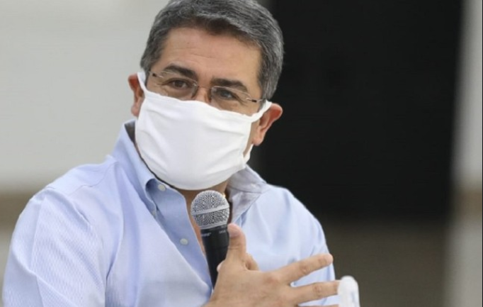 Afirma el presidente Hernández: «Fondo de garantía de 2.500 millones de lempiras abre oportunidades para reactivar Mipyme ante pandemia» Afirma el presidente Hernández: «Fondo de garantía de 2.500 millones de lempiras abre oportunidades para reactivar Mipyme ante pandemia»