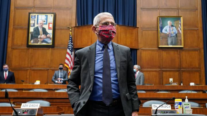 Epidemiólogo de la Casa Blanca no descarta llegar a 100.000 contagios al día en EE UU si no se toman medidas