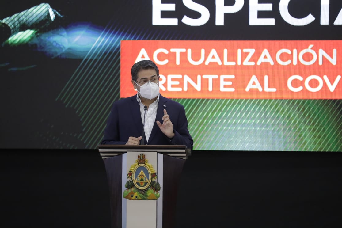 El éxito de la apertura inteligente se debe a la disciplina de los hondureños, afirma el presidente Hernández