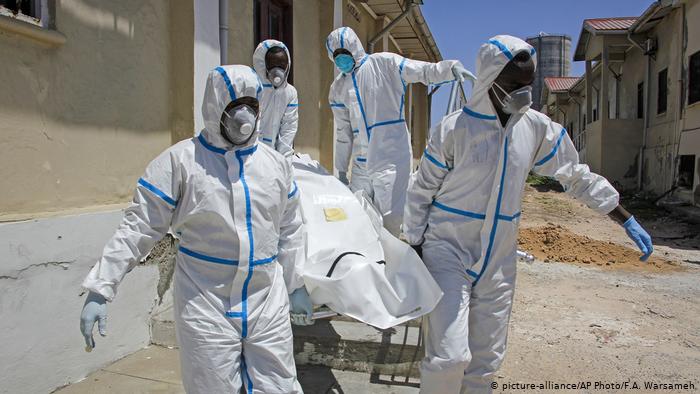 OMS advierte que la pandemia acelera su expansión en África