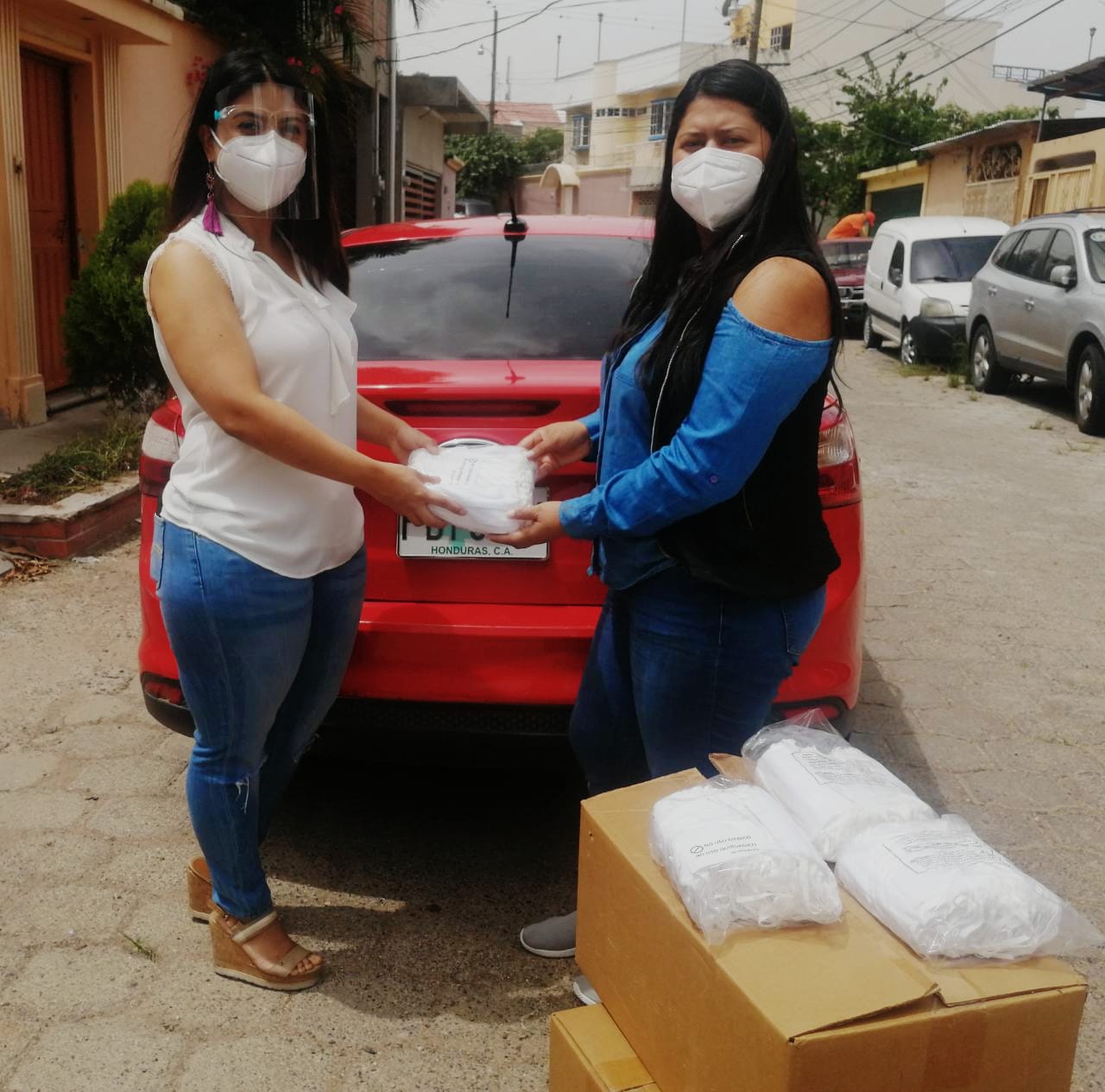 SENPRENDE entregó cubre bocas a los Centros de Desarrollo Empresarial del País SENPRENDE entregó cubre bocas a los Centros de Desarrollo Empresarial del País