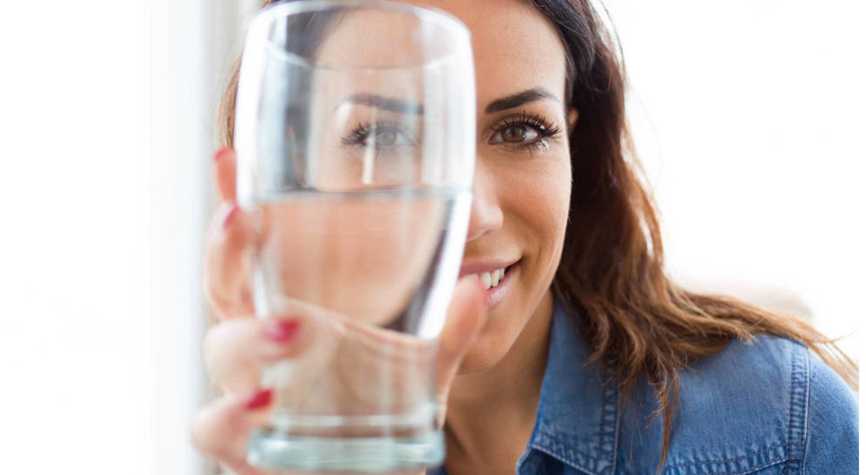Toda la verdad sobre si el agua con gas es mala para la salud