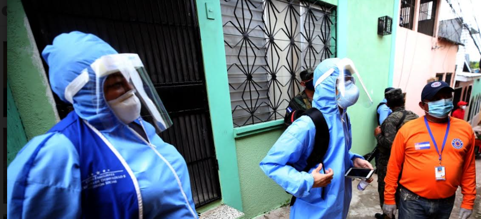 Más de 300 familias son atendidas en primera jornada por brigadas médicas contra covid-19