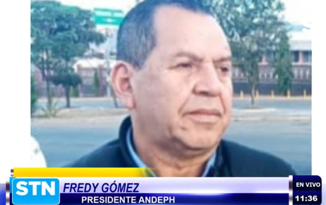 Empleados del Gobierno tendrán que esperar hasta finales de junio para que se les pague su Catorceavo Empleados del Gobierno tendrán que esperar hasta finales de junio para que se les pague su Catorceavo