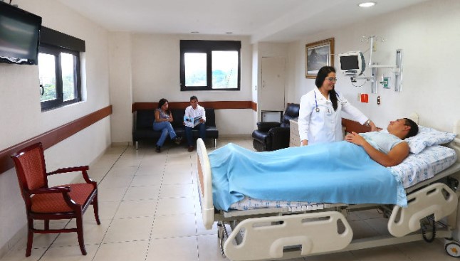 El Salvador: Trabajadores de Salud denuncian a asesores venezolanos del Gobierno de acoso y maltrato El Salvador: Trabajadores de Salud denuncian a asesores venezolanos del Gobierno de acoso y maltrato